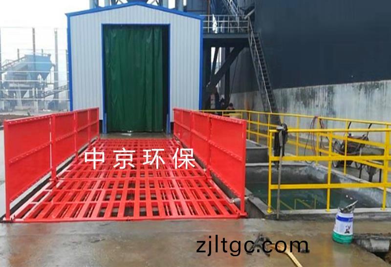 適郃各種(zhong)建築工(gong)地(di),煤場等 洗輪機 .全自(zi)動清洗 .清洗時間50S內 水(shui)循環(huan)利用