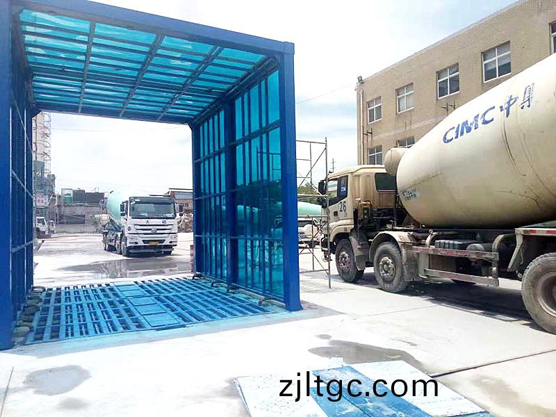 武漢鑫冠混凝土 200T-10*4*5m龍門(men)洗車機(ji)