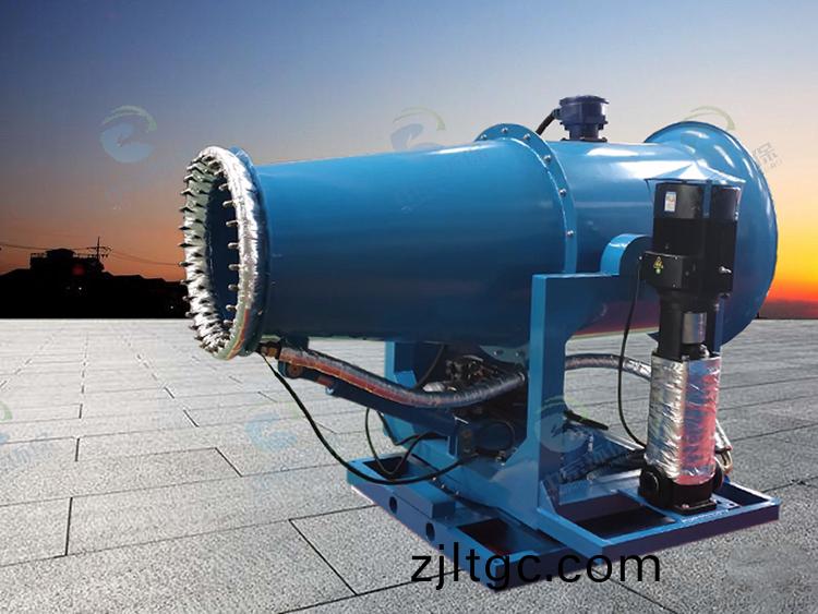 防爆+伴(ban)熱型霧(wu)礮機